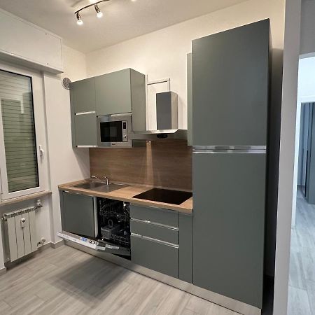 Апартаменты La Casa Di Nonno Stefano - Possibilita Box Privato Лоано Экстерьер фото